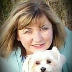 Meet your Posher, Halya